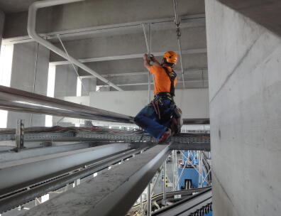 Montage in der Höhe, Elektroinstallation Brandmelder
