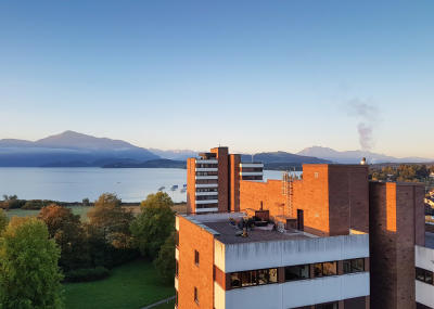 Montage Wasserleitung an zwei Hochhäusern im Alpenblick in Cham